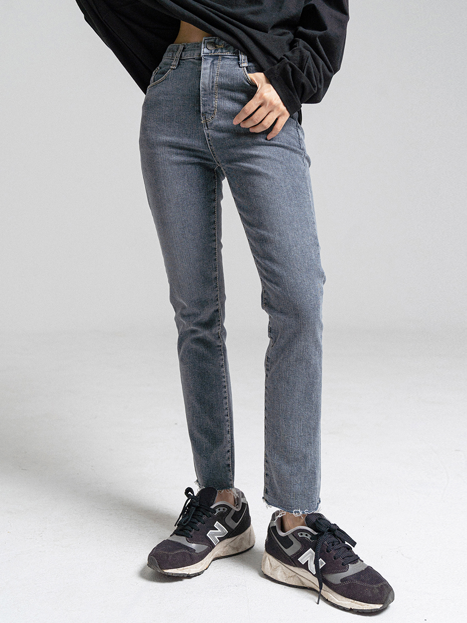 [STRAIGHT] Grayspan Jeans