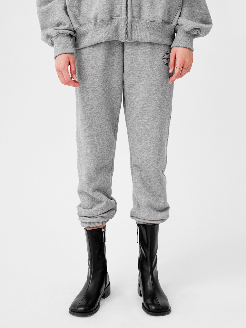 Rhombus Jogger Pants Grey